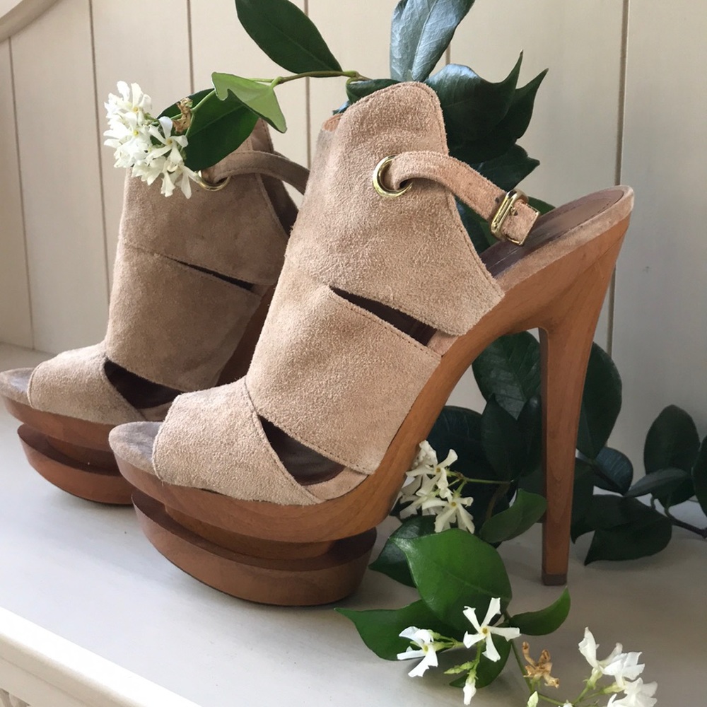 ♥️Host Pick♥️Jessica Simpson Italian Suede